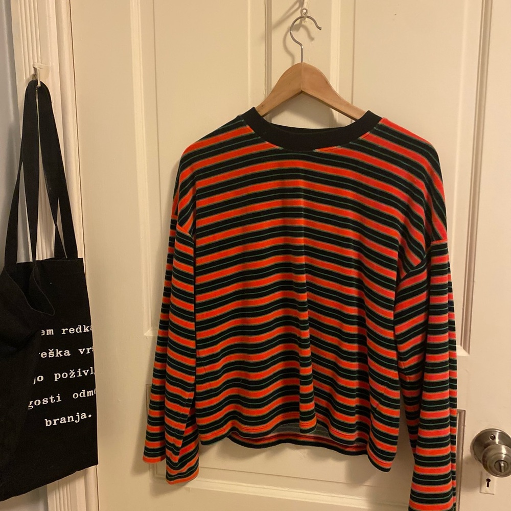 Cozy and Retro Velvet Madewell top